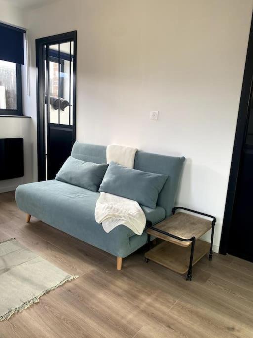 Entre Ville Et Campagne Appartement Cosy Avec Parking Et Terrasse Wood Coutiches Exterior photo